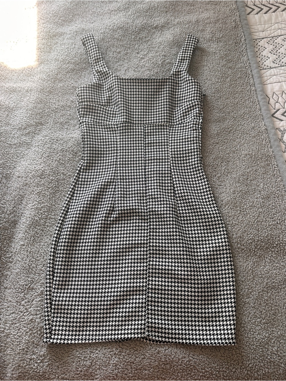 H&M Black & White Houndstooth Square-Neck Mini Dress